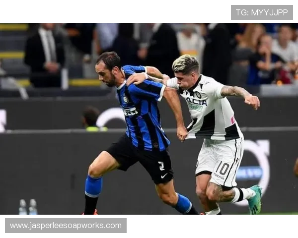 巴斯托尼：因扎吉体系下成为后场出球核心